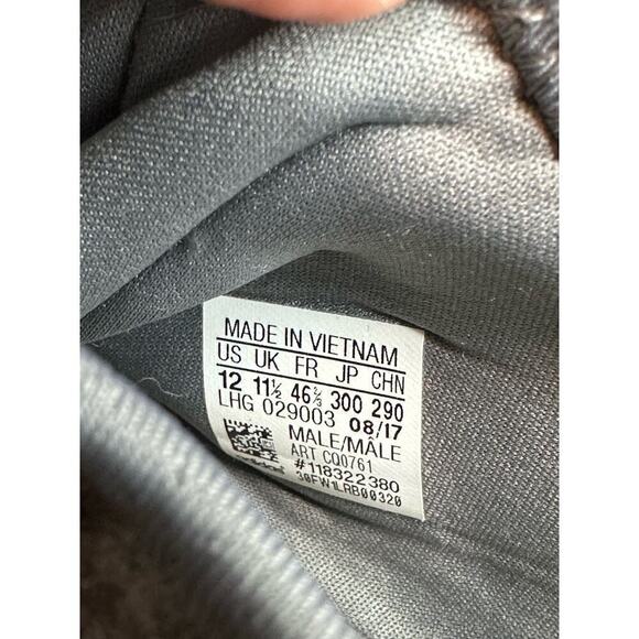 adidas NMD_R1 Wool - Picture 8 of 8